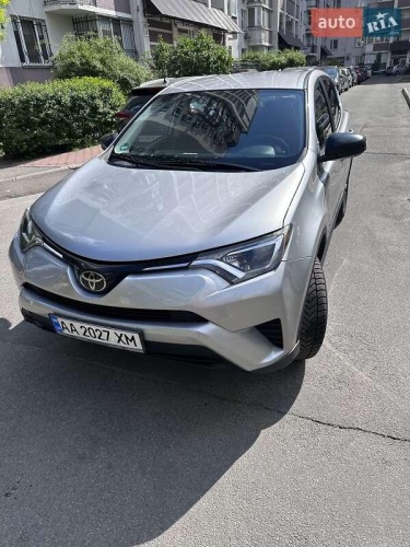 Toyota RAV4 2017