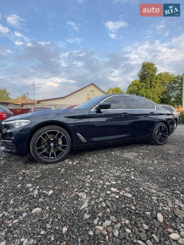 BMW 5 Series 2019