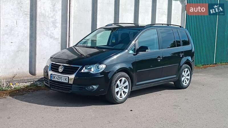 Volkswagen Touran 2009