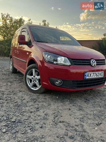 Volkswagen Caddy 2011