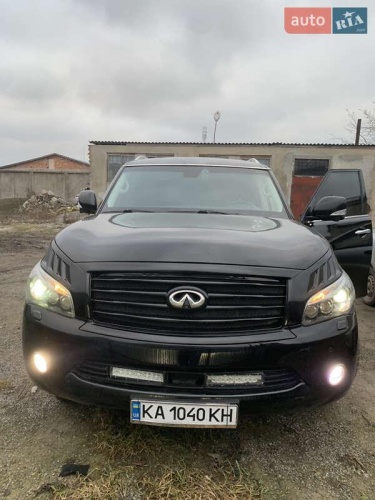 Infiniti QX56 2010