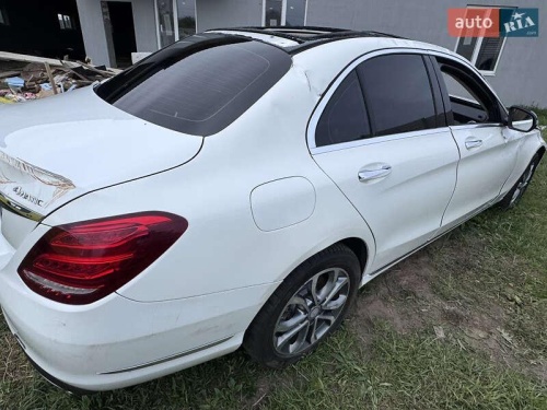 Mercedes-Benz C-Class 2015
