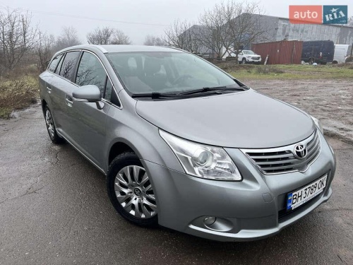 Toyota Avensis 2010
