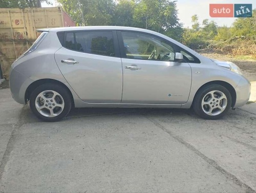 Nissan Leaf 2012