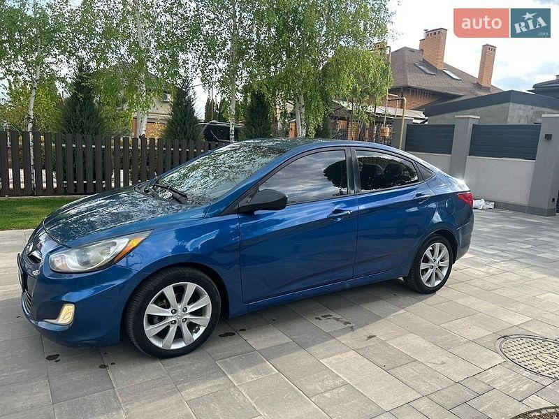 Hyundai Accent 2011