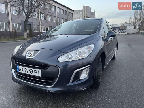Peugeot 308 2011