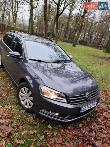 Volkswagen Passat 2011