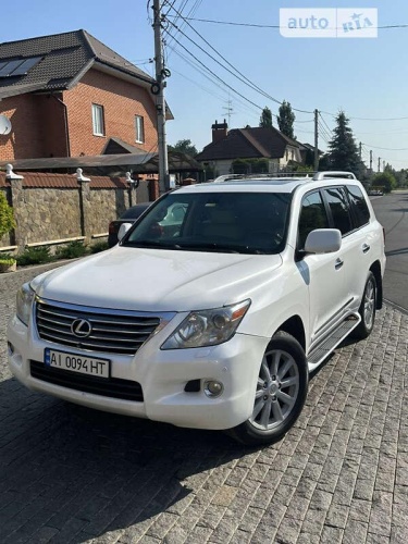 Lexus LX 2008