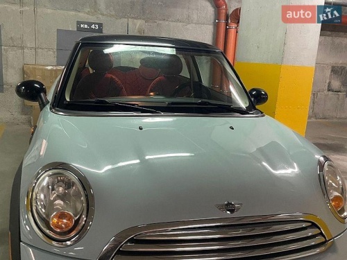 MINI Cooper 2011