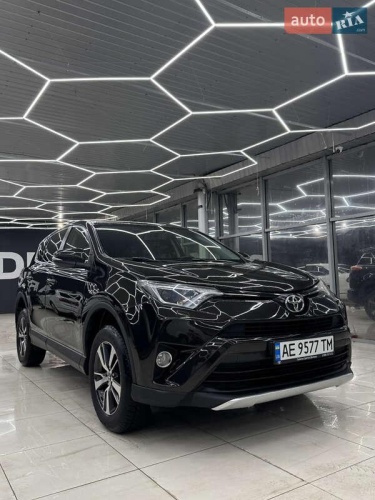 Toyota RAV4 2016
