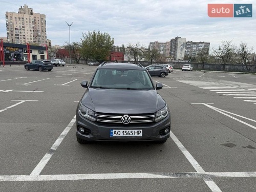 Volkswagen Tiguan 2015