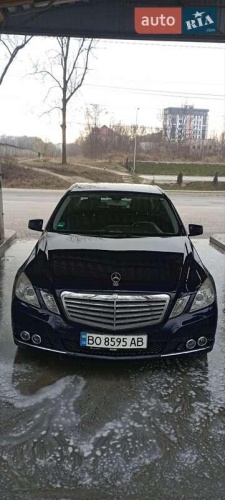 Mercedes-Benz E-Class 2010
