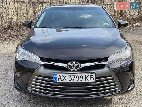 Toyota Camry 2016