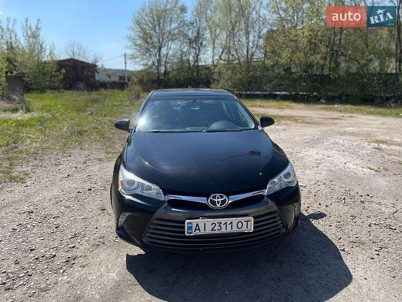 Toyota Camry 2017