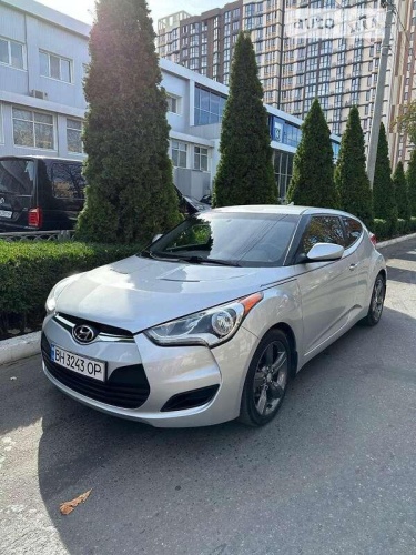 Hyundai Veloster 2012