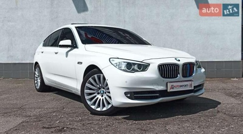 BMW 5 Series GT 2012