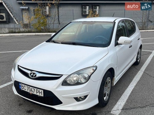 Hyundai i30 2011