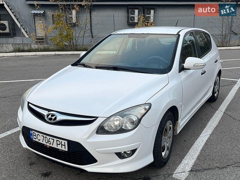 Hyundai i30 2011