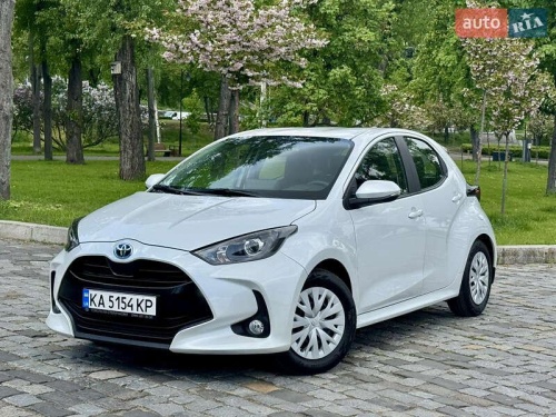 Toyota Yaris 2023