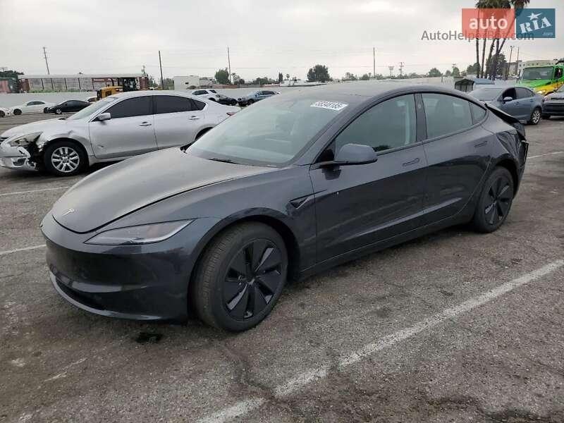 Tesla Model 3 2025