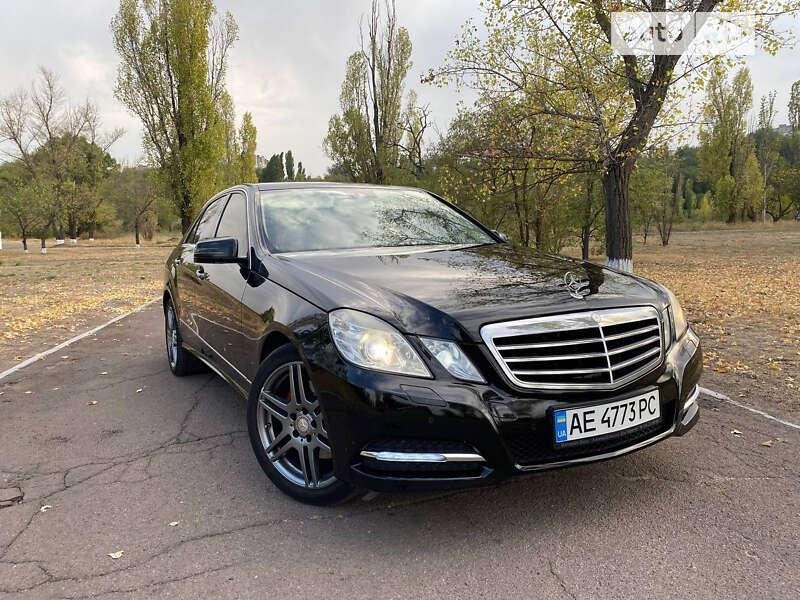 Mercedes-Benz E-Class 2009