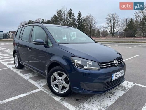 Volkswagen Touran 2011