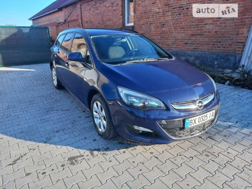 Opel Astra 2013