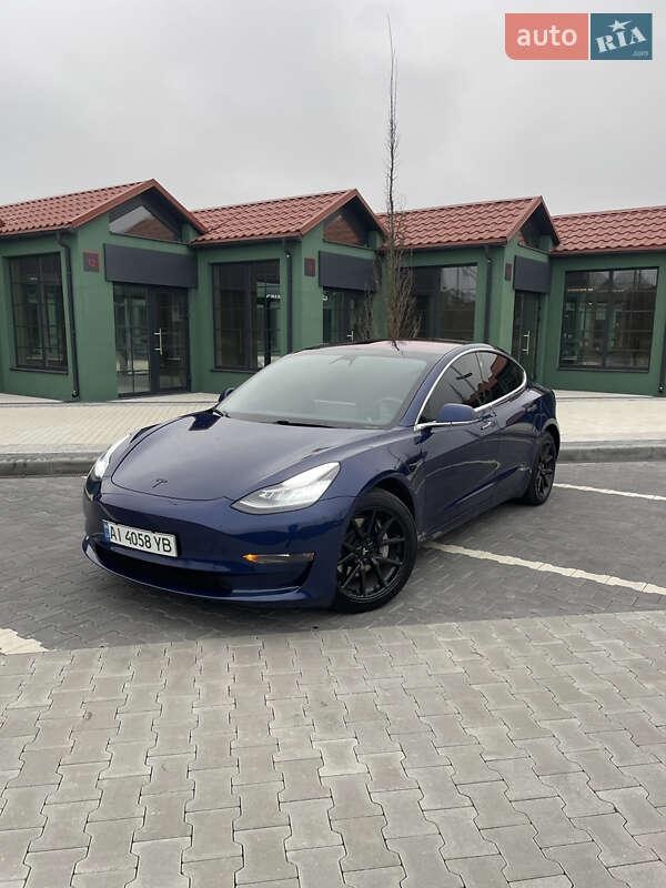 Tesla Model 3 2019