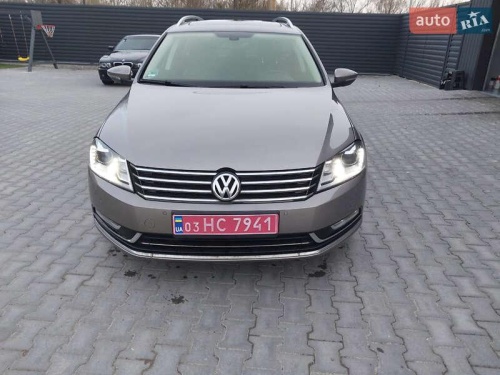 Volkswagen Passat 2011