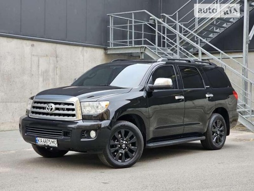 Toyota Sequoia 2016