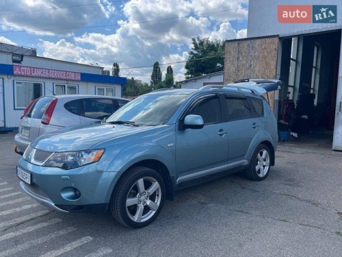 Mitsubishi Outlander 2008