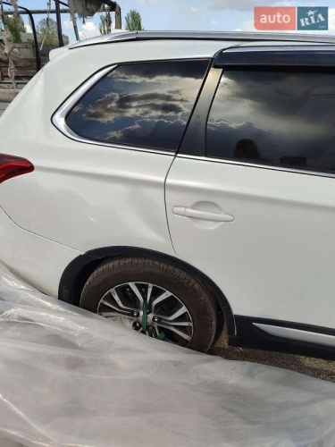 Mitsubishi Outlander 2017
