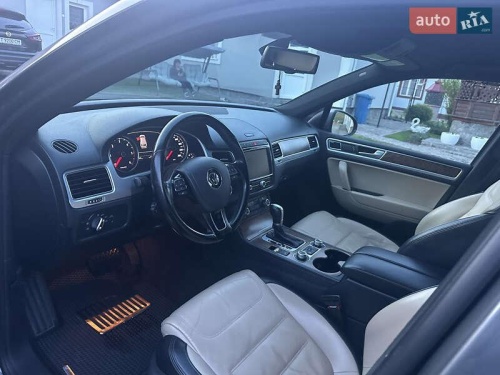 Volkswagen Touareg 2015