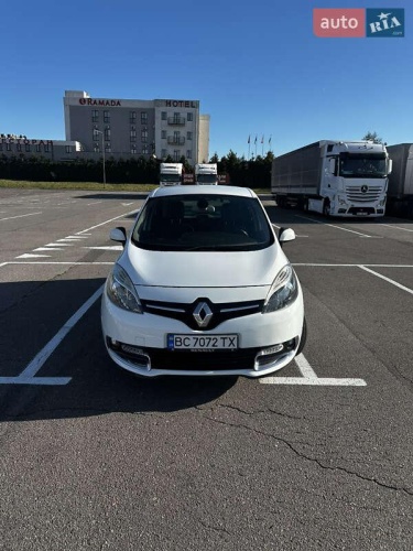 Renault Scenic 2015
