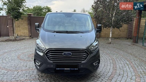 Ford Tourneo Custom 2023