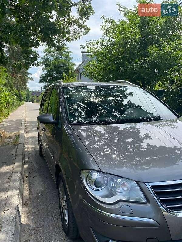 Volkswagen Touran 2009