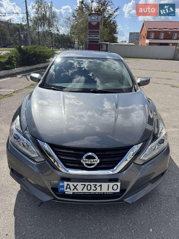 Nissan Altima 2017