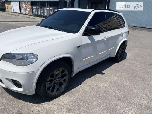 BMW X5 2011