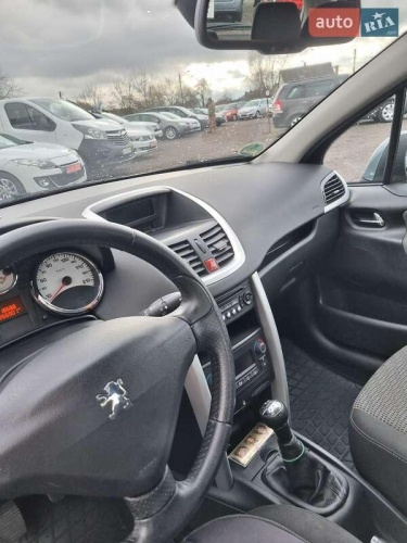 Peugeot 207 2010