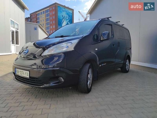 Nissan e-NV200 2015