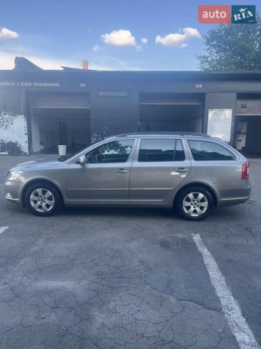 Skoda Octavia 2011