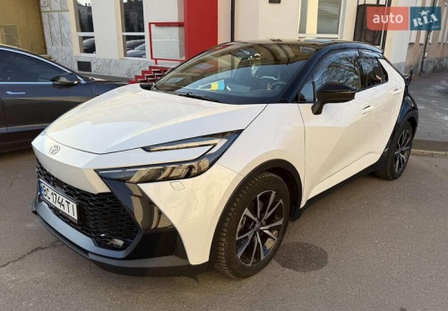 Toyota C-HR 2024