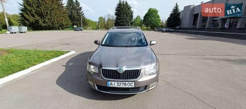 Skoda Superb 2012