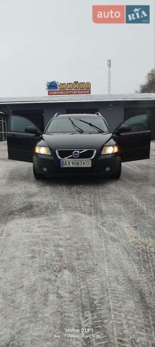 Volvo V50 2011