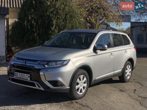 Mitsubishi Outlander 2019