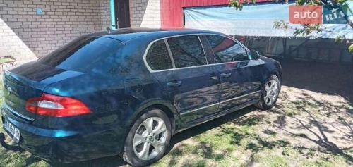 Skoda Superb 2012