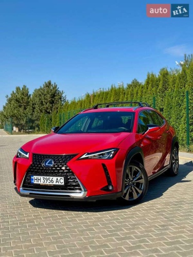 Lexus UX 2019