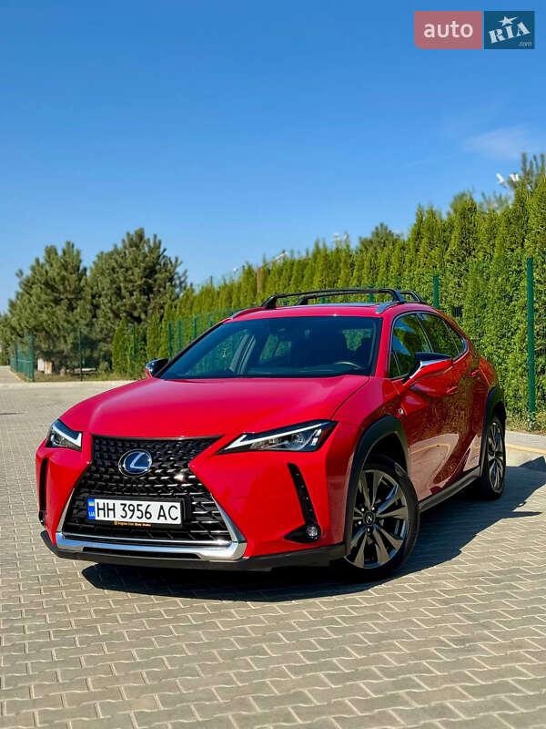 Lexus UX 2019