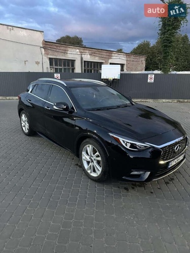 Infiniti QX30 2016