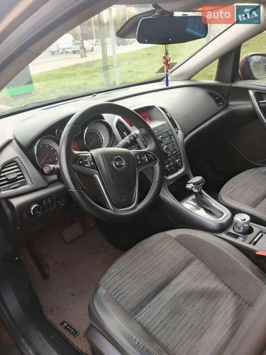 Opel Astra 2016